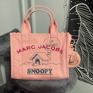 Peanuts x Marc Jacobs Mini The Snoopy Traveler Tote